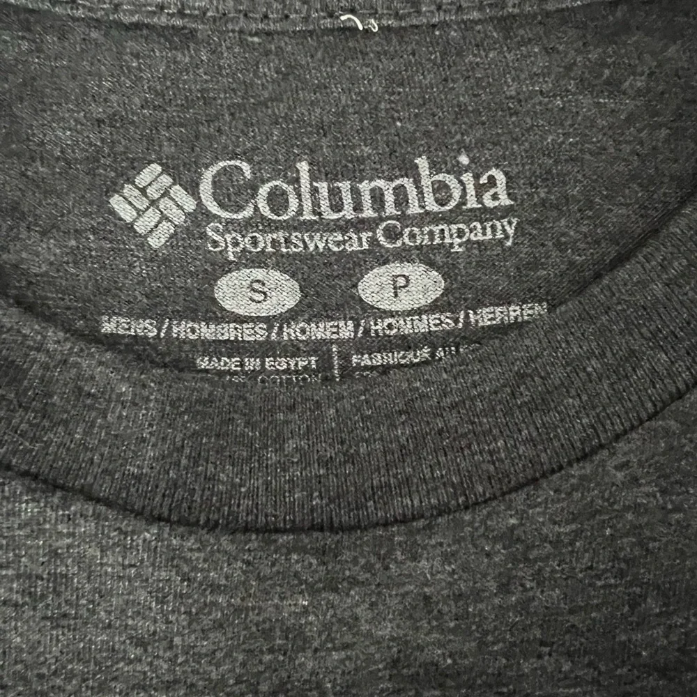 Columbia Men's Small Gray Long Sleeve Tee - Picture 3 of 3